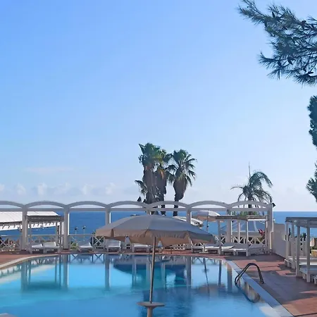 La Corvetta Hotel 2*