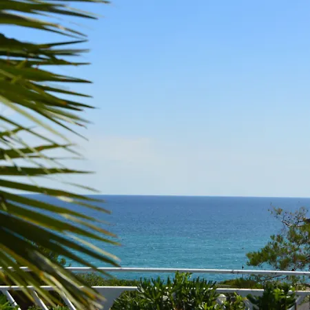 ホテル La Corvetta