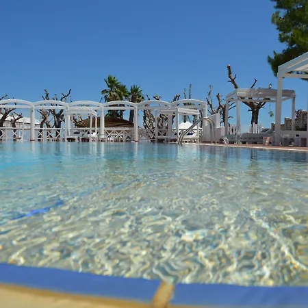 ホテル La Corvetta