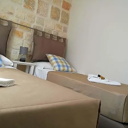 Hotel La Corvetta 2*
