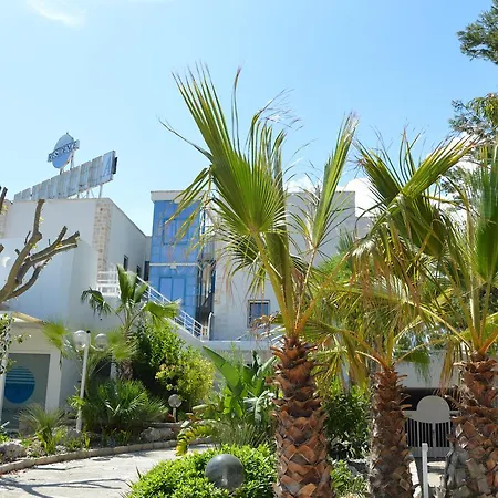 La Corvetta 2* モノーポリ