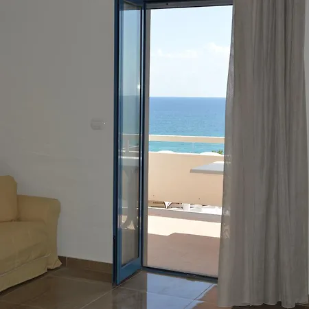 Hotell La Corvetta 2*