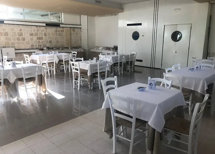 Hotel La Corvetta 2*