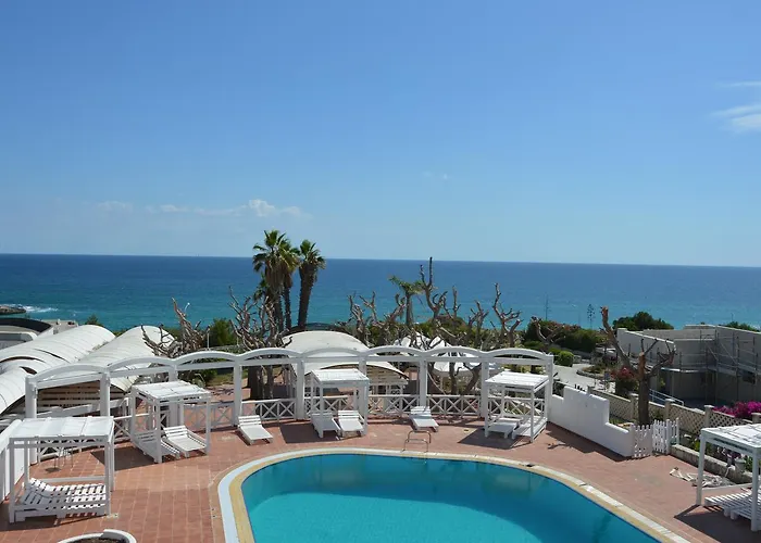 Hotel La Corvetta 2*